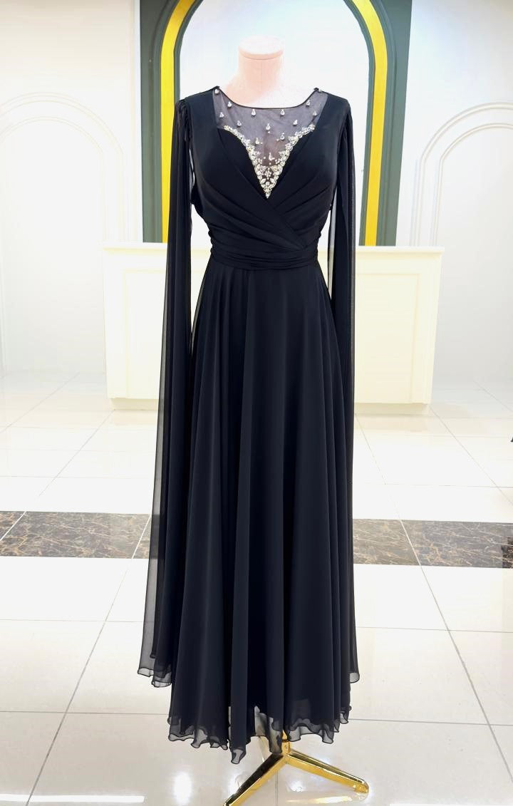 WOMEN'S BLACK LONG SLEEVE GOWN DRESS